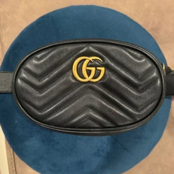 Black Quilted Leather Crossbody Bag - Picture 9 of 16